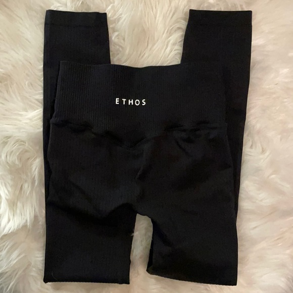 ETHOS LEGGINGS - Picture 2 of 4